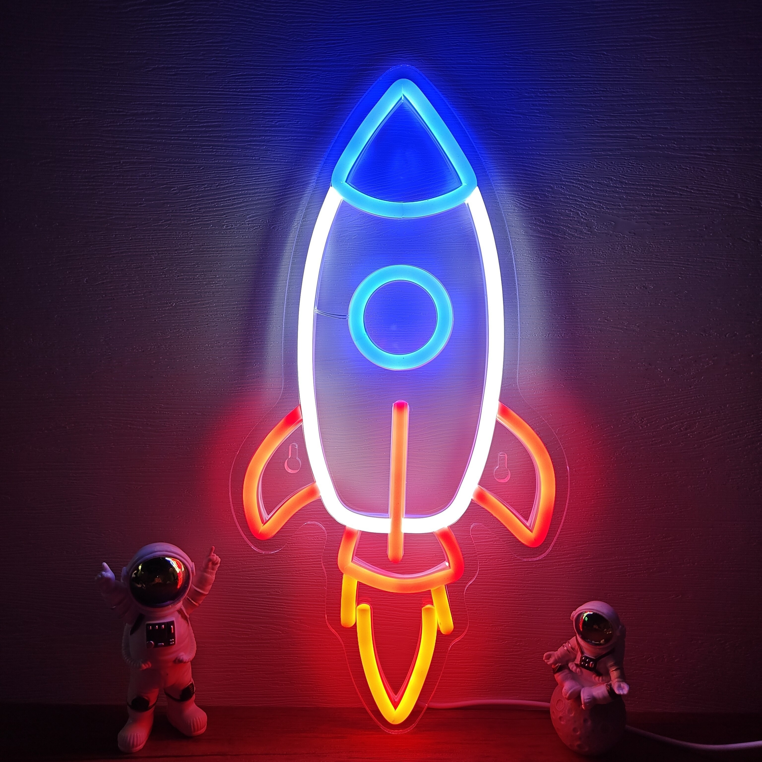 Rocket Neon Sign, USB Powered  - Party Games Switch avaliação e preço